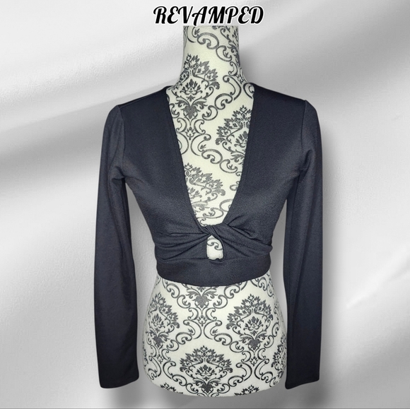 Revamped Tops - REVAMPED Cropped Top With Cut-out - Medium